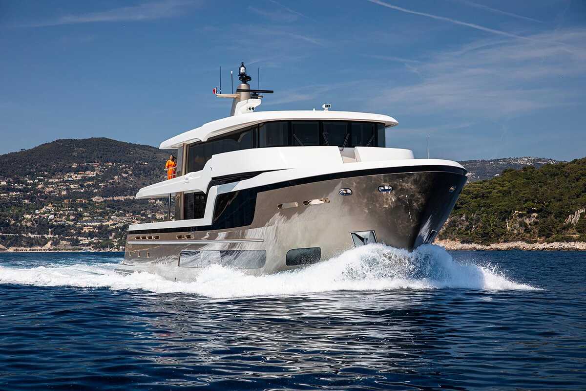 Экстерьер Van der Valk Explorer 34,5M