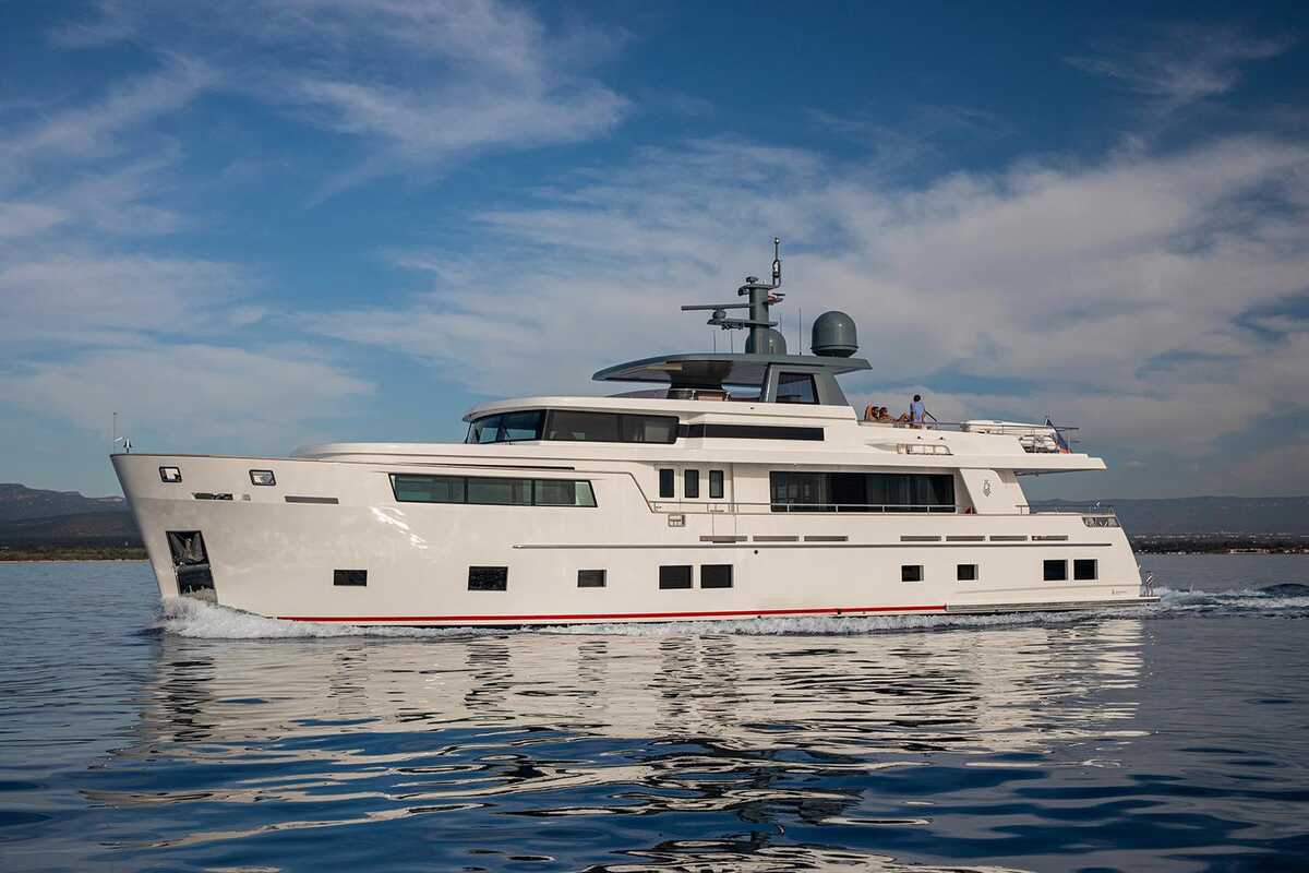 Экстерьер Van der Valk Explorer 28M