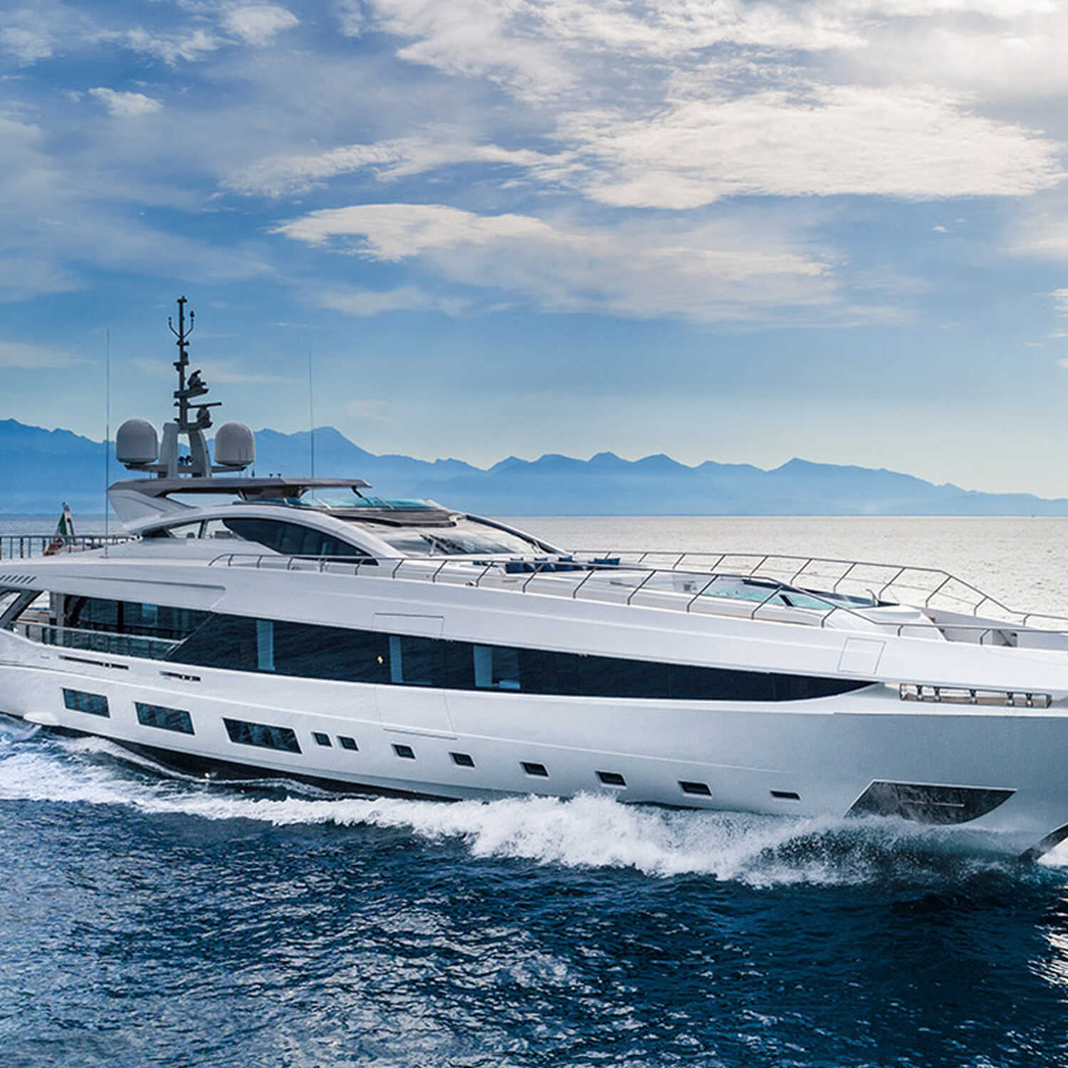 Mangusta’s hot season