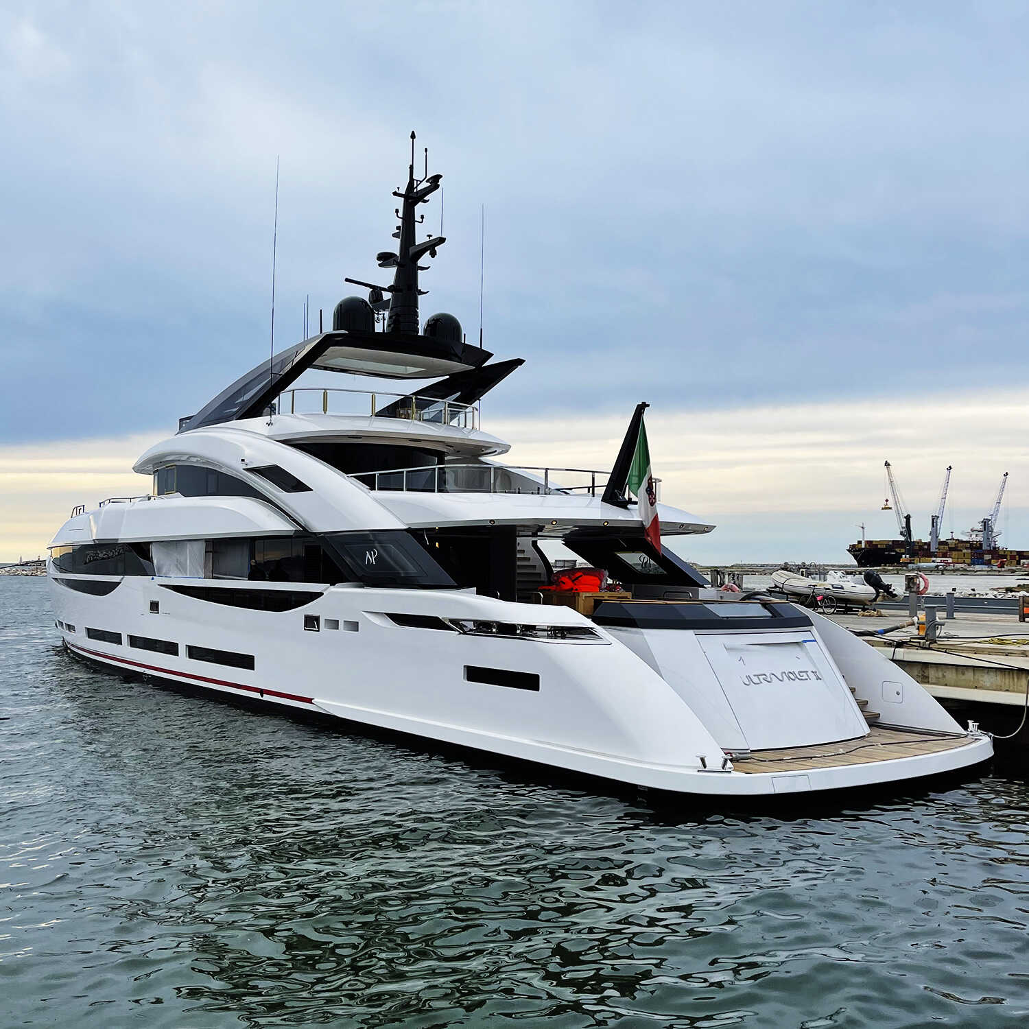 ISA Yachts unveils the new ISA GT 45 M/Y UV II