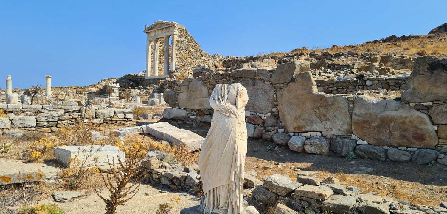 Delos