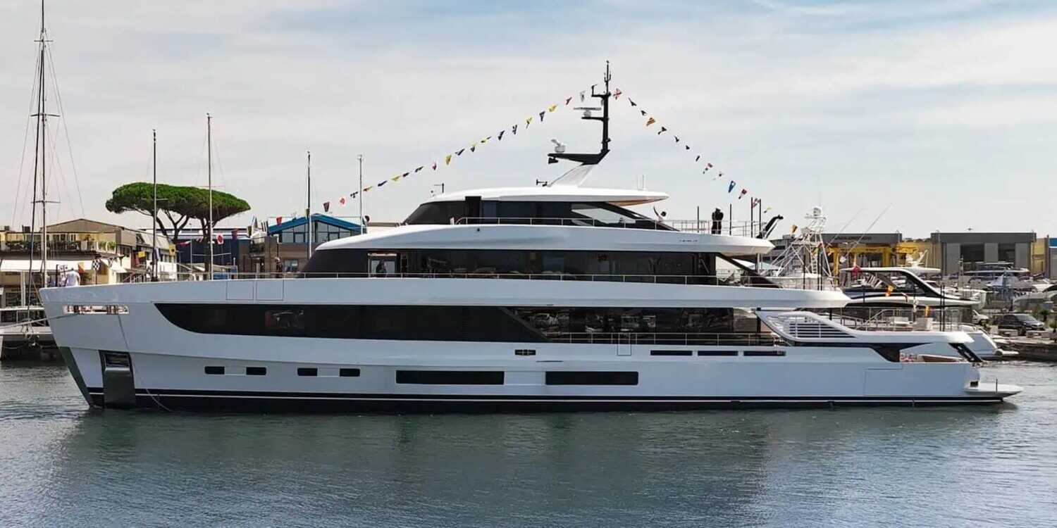 The flagship Azimut Grande 44M: a new vision of the modern superyacht