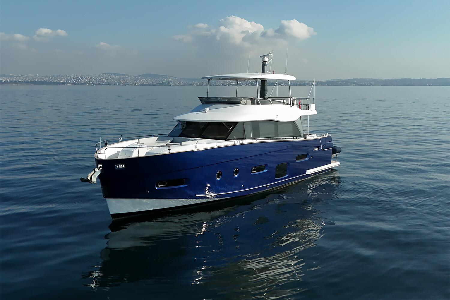 Azimut Magellano 66 M/Y Aleksa for sale