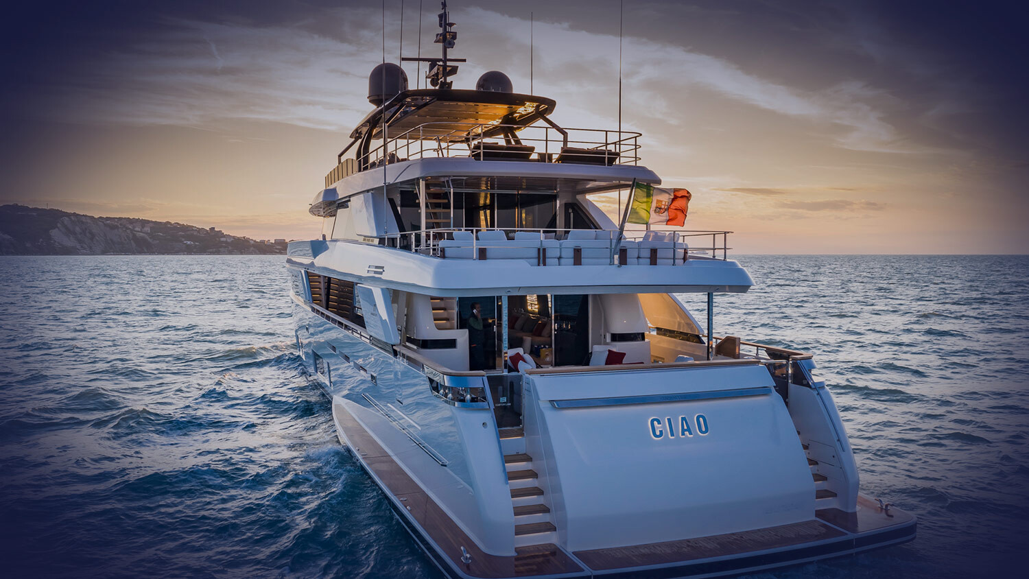 Navetta 42 Custom Line