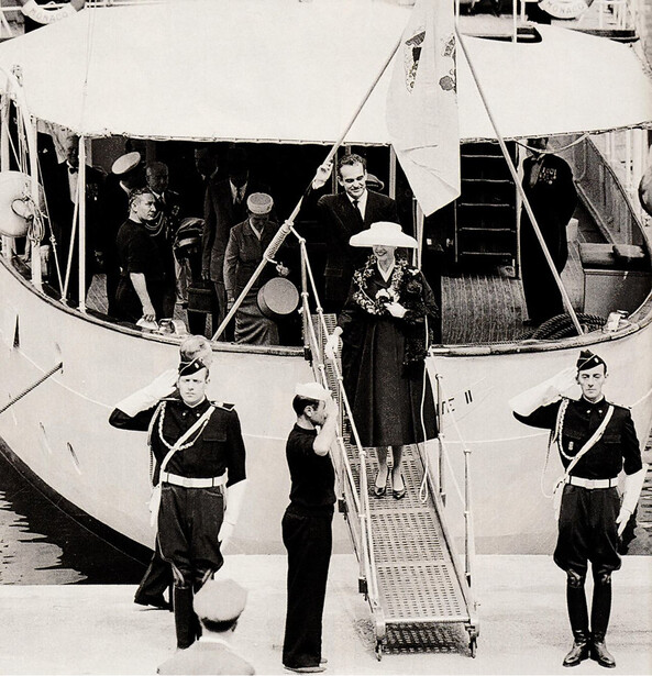 Grace Kelly disembarks from 'Deo Juvante II', 1956